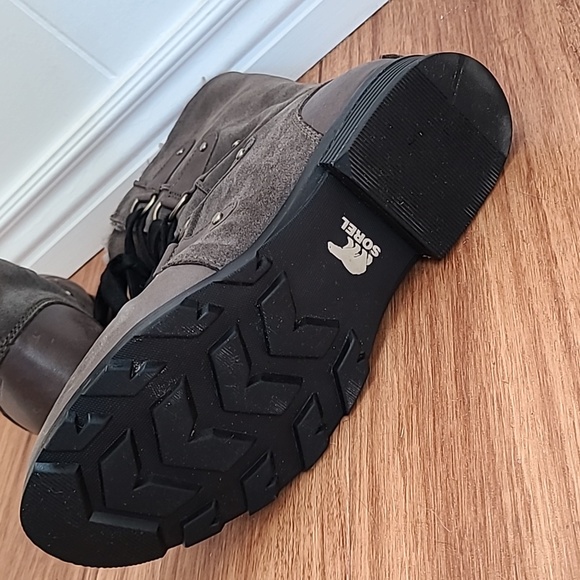 Too narrow of a foot bed for me - Picture 3 of 4